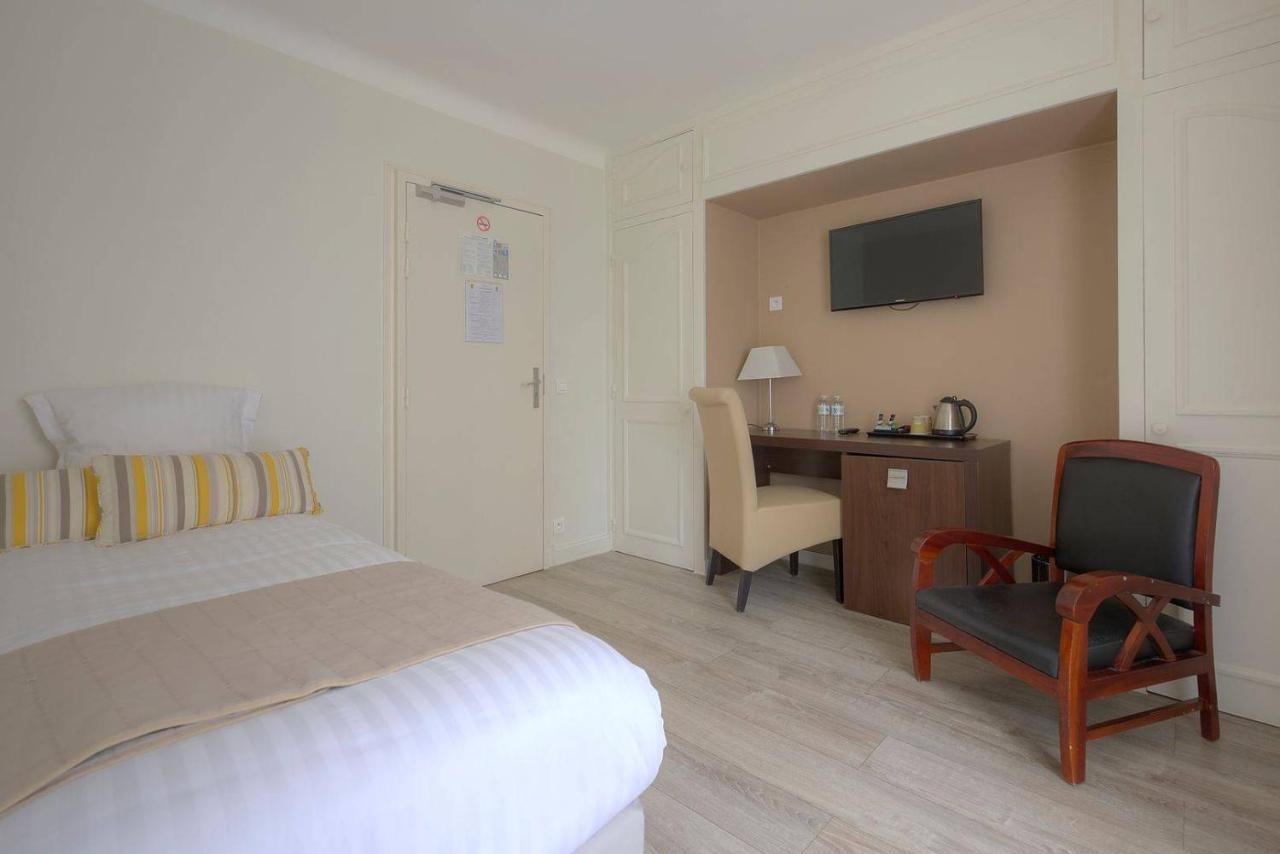Hotel La Hoirie Sarlat Esterno foto