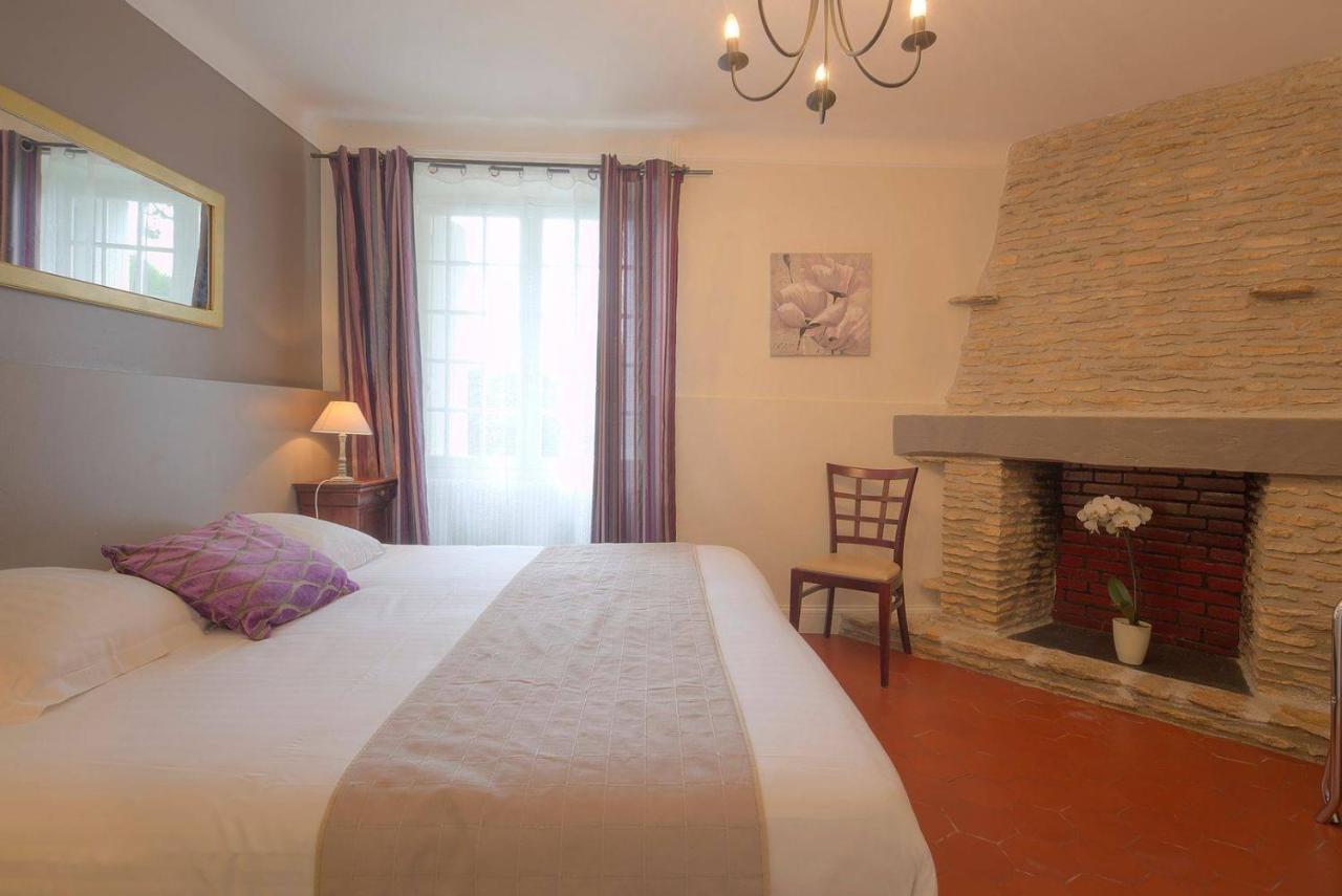 Hotel La Hoirie Sarlat Esterno foto